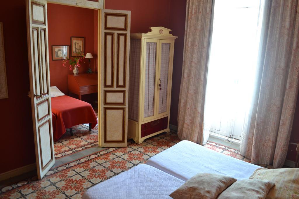 Alameda Palacete Caces Szoba fotó